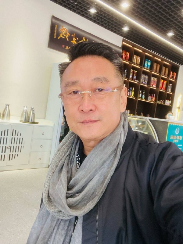 陳生的第一张照片--九龙交友中心