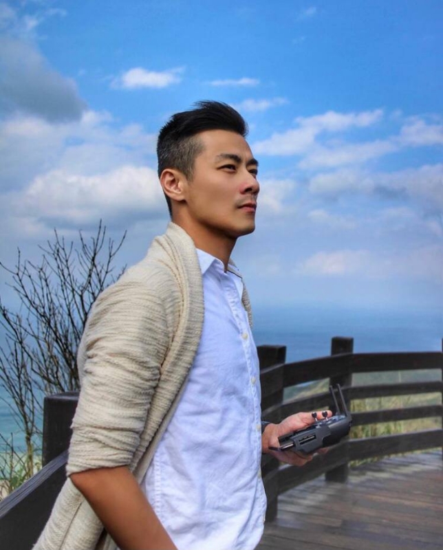 蓝天的第一张照片--九龙交友中心