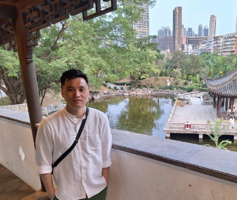 Aw的第一张照片--九龙交友中心